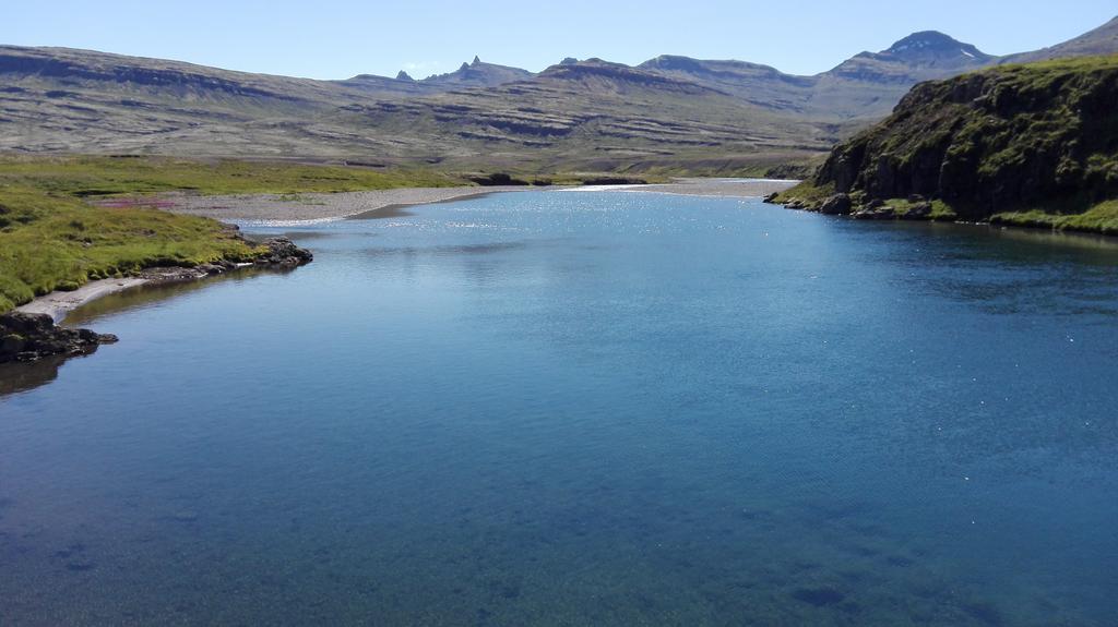 Hotel Stadarborg Breiðdalsvík Buitenkant foto